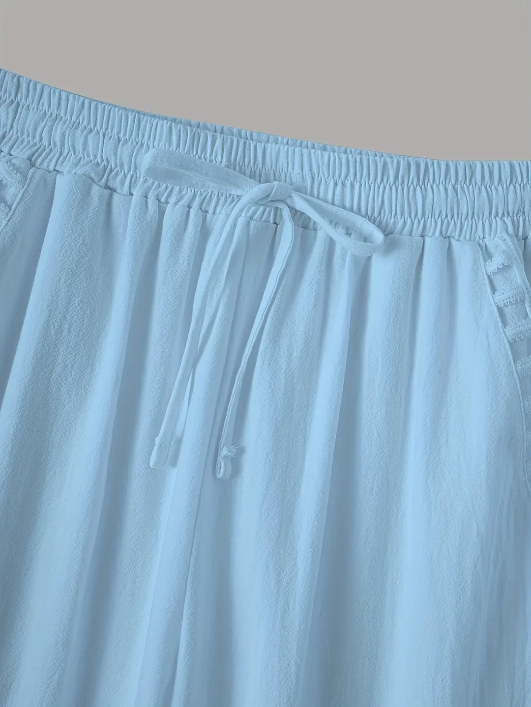 Tracey - Chic Cropped Pants