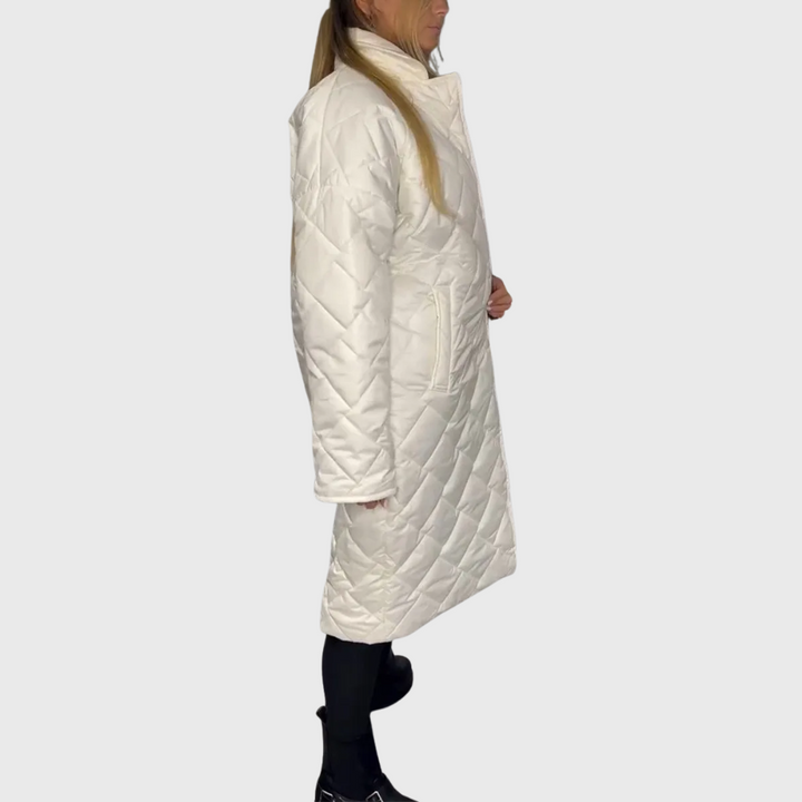 Alissara - Versatile Reversible Coat